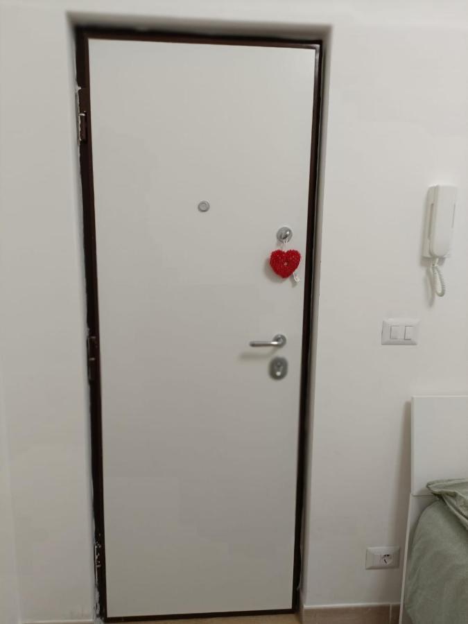 Mirosa Mini Loft Home Self Check In Бари Экстерьер фото